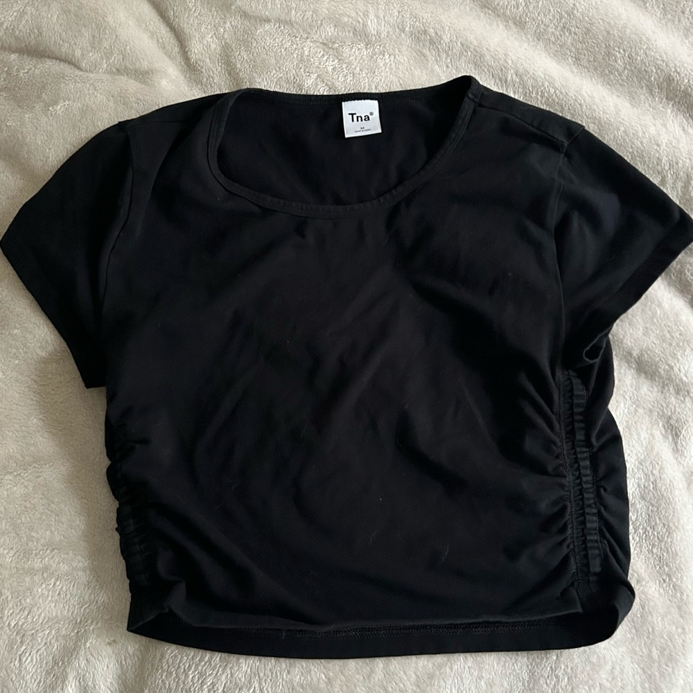 ARITZIA / TNA CROPPED TOP